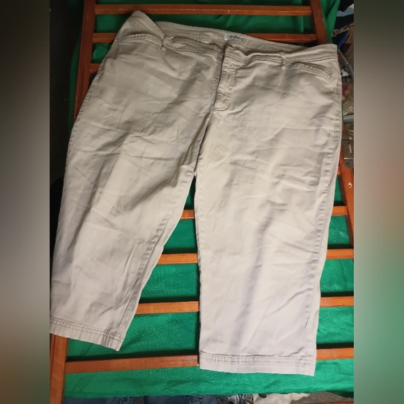 St John's Bay capris - Picture 4 of 4